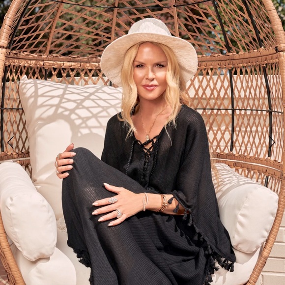 NEW Walter Baker Acapulco Kaftan in Black NEW - Picture 8 of 8